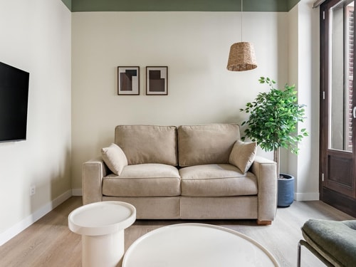 Teatro Real Apartment · 2 bedrooms and 2 bathrooms Only Charming