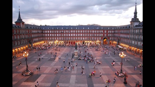 Sol Attic · 1 dormitorio con A/A · foto 17 · Only Charming, Madrid