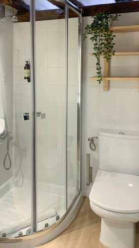 Gran Vía Attic I · 1 dormitorio con A/A · foto 13 · Only Charming, Madrid