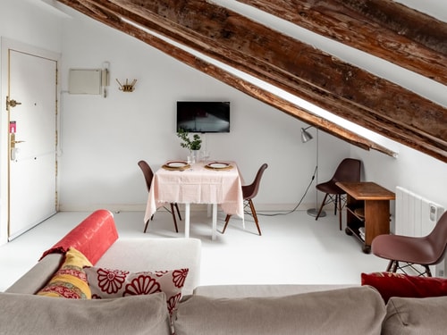 La Latina Vibes · 1 dormitorio con A/A · foto 9 · Only Charming, Madrid