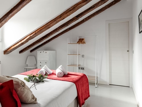 La Latina Vibes · 1 dormitorio con A/A · foto 18 · Only Charming, Madrid
