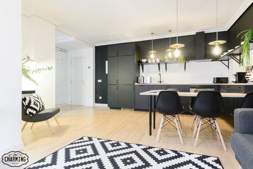 Puerta de Toledo IV · 1 dormitorio con A/A · foto 6 · Only Charming, Madrid
