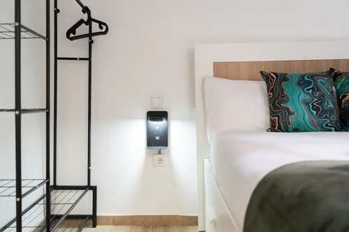 San Isidro II · 1 dormitorio con patio y A/A · foto 4 · Only Charming, Madrid