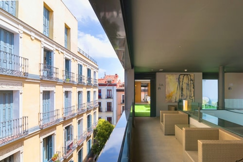 Chueca Apartment 1 · 2 dormitorios, 2 baños y A/A · foto 33 · Only Charming, Madrid