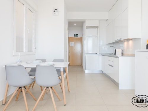 Gran Vía Callao 6 · Balcón, vistas y A/A · apartamento en Malasaña · foto 3 de 23