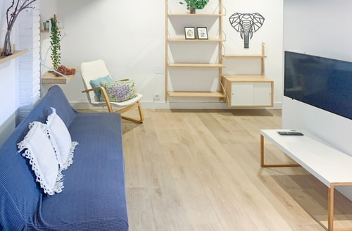 Gran Vía Attic I · 1 dormitorio con A/A · foto 6 · Only Charming, Madrid