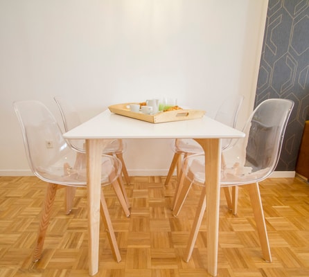 Puerta de Atocha · Estudio con piscina y patio · foto 8 · Only Charming, Madrid