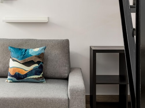 Villaverde IV · Estudio con patio y A/A · foto 7 · Only Charming, Madrid