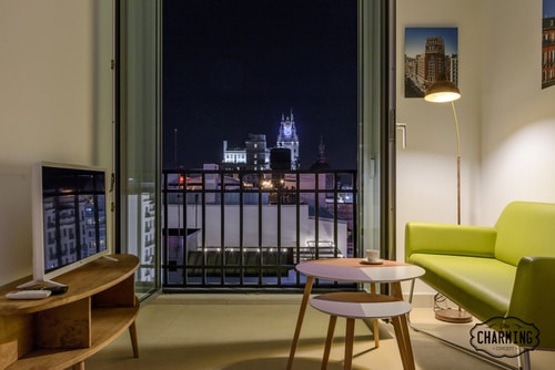 Gran Vía Callao 3 · 1 dormitorio con vistas y A/A · foto 18 · Only Charming, Madrid