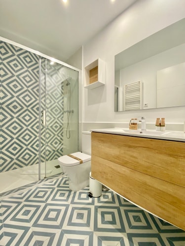 Puerta de Toledo III · 1 dormitorio con A/A · foto 5 · Only Charming, Madrid