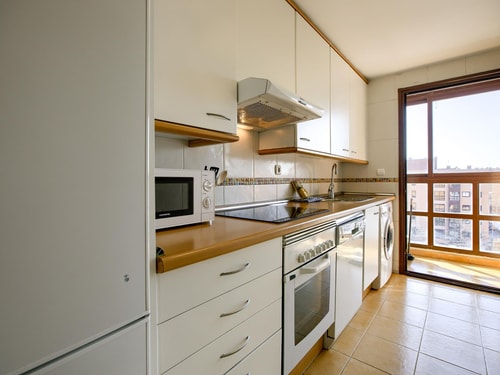 Madrid Airport III · 2 bedrooms, pool and parking · photo 16 · Only Charming, Madrid