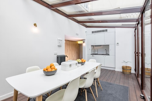 Home Suite Home I · 1 dormitorio con terraza y A/A · apartamento en Chueca · foto 9 de 13