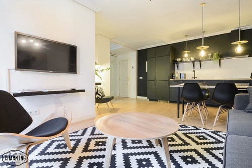 Puerta de Toledo IV · 1 dormitorio con A/A · foto 7 · Only Charming, Madrid