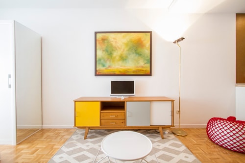 Puerta de Atocha · Estudio con piscina y patio · foto 14 · Only Charming, Madrid