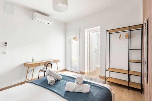 Casita Villaverde · 2 dormitorios, 2 baños y patio · foto 11 · Only Charming, Madrid
