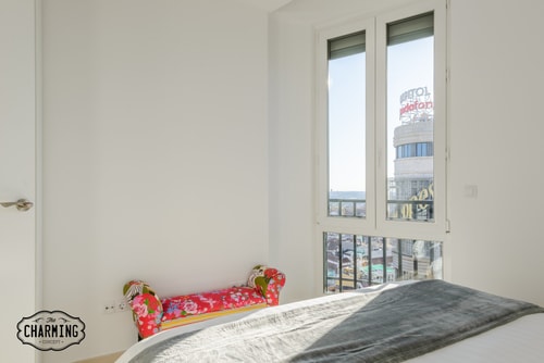 Gran Vía Callao 5 · Bright 1-bedroom with views · apartment in Malasaña · photo 8 of 23