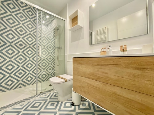Puerta de Toledo III · 1 dormitorio con A/A · foto 19 · Only Charming, Madrid