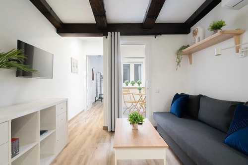 San Isidro II · 1 dormitorio con patio y A/A · foto 1 · Only Charming, Madrid