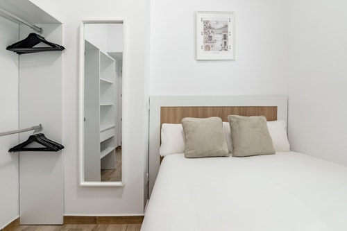 San Isidro IV · 1 dormitorio con vistas y A/A · foto 1 · Only Charming, Madrid