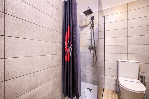 Tirso de Molina I · 3 dormitorios, 2 baños y A/A · apartamento en Lavapiés · foto 19 de 21