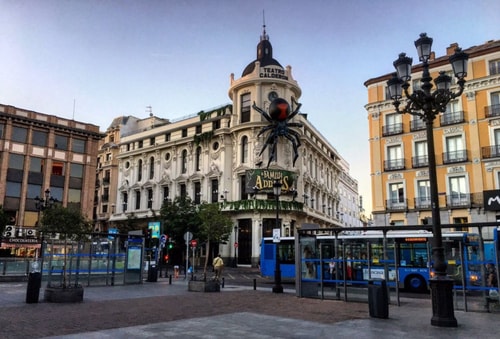 Sol Attic · 1 dormitorio con A/A · foto 14 · Only Charming, Madrid
