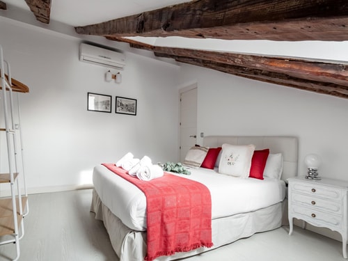 La Latina Vibes · 1 dormitorio con A/A · foto 17 · Only Charming, Madrid