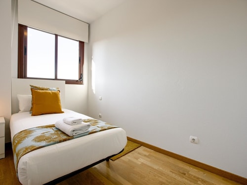 Madrid Airport II · 2 bedrooms, pool, gym and A/C · photo 3 · Only Charming, Madrid