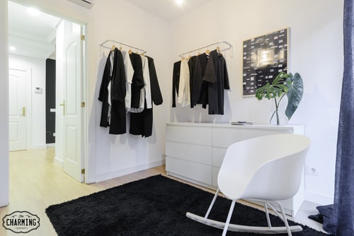 Puerta de Toledo IV · 1 dormitorio con A/A · foto 11 · Only Charming, Madrid