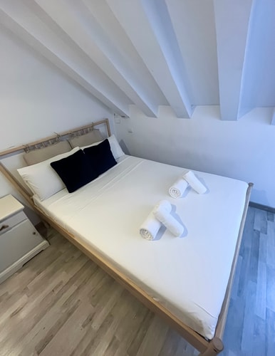 Puerta del Sol III · 4 bedrooms and 2 bathrooms · photo 8 · Only Charming, Madrid