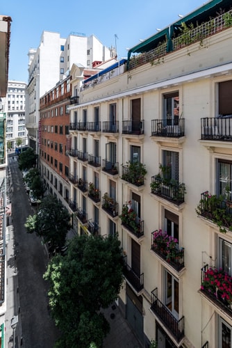 Gran Vía VII · 1 dormitorio con A/A · foto 17 · Only Charming, Madrid