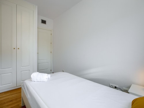 Madrid Airport III · 2 bedrooms, pool and parking · photo 15 · Only Charming, Madrid