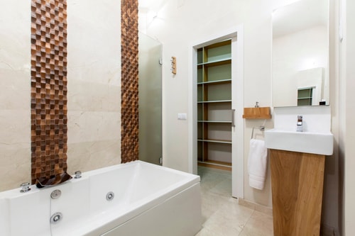 Casa de la Luna · 5 dormitorios, 5 baños y balcón · foto 15 · Only Charming, Madrid