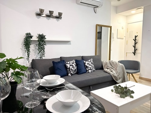 Río Manzanares II · 1 dormitorio con A/A, Usera