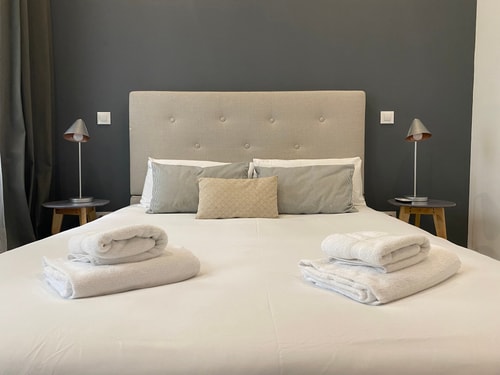 Puerta de Toledo III · 1 dormitorio con A/A · foto 4 · Only Charming, Madrid