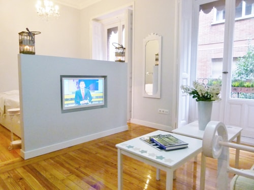 Casa de la Luna · 5 dormitorios, 5 baños y balcón · foto 95 · Only Charming, Madrid
