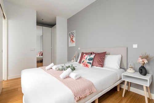 Tirso de Molina III - Apartamento de 2 dormitorios · foto 7 · Only Charming, Madrid