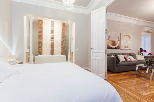 Casa de la Luna · 5 dormitorios, 5 baños y balcón · foto 82 · Only Charming, Madrid
