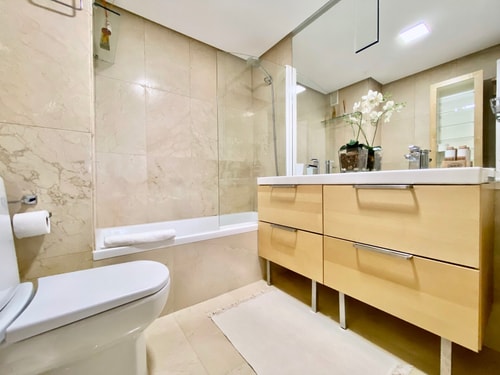 Casa de la Infanta · 3 dormitorios, 2 baños y A/A · foto 16 · Only Charming, Madrid