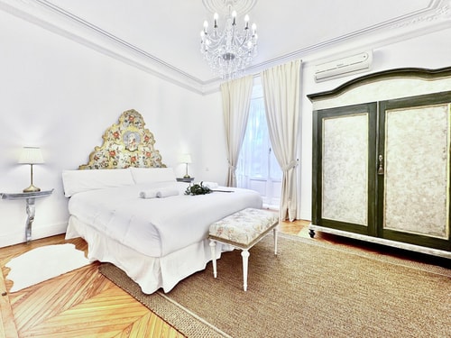 Alfonso XII · Luminoso, 4 dormitorios y 3 baños · foto 2 · Only Charming, Madrid