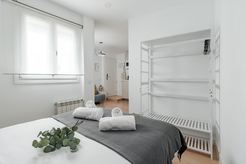 Sol Studio IV · Estudio con A/A · foto 2 · Only Charming, Madrid