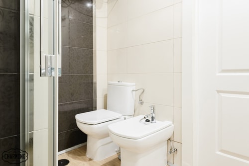 Puerta de Toledo IV · 1 dormitorio con A/A · foto 13 · Only Charming, Madrid