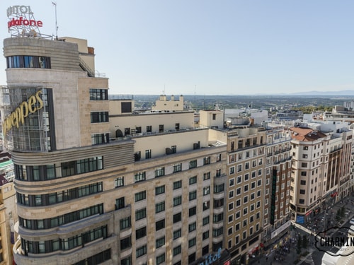 Gran Vía Callao 6 · Balcón, vistas y A/A · apartamento en Malasaña · foto 7 de 23
