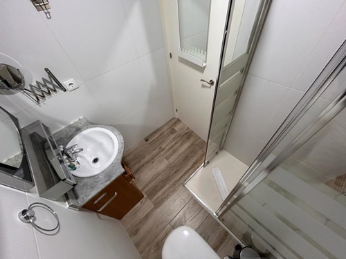 Río Manzanares III · 1 dormitorio con A/A · foto 18 · Only Charming, Madrid