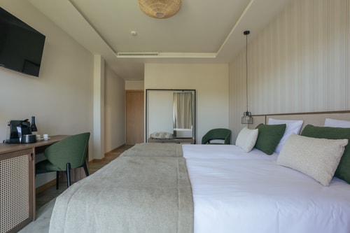 Quinta do Roso - River View Room 31 ferocollection.feroslowliving.com