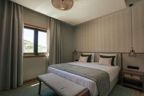 Quinta do Roso - Vineyard View Room 8 ferocollection.feroslowliving.com