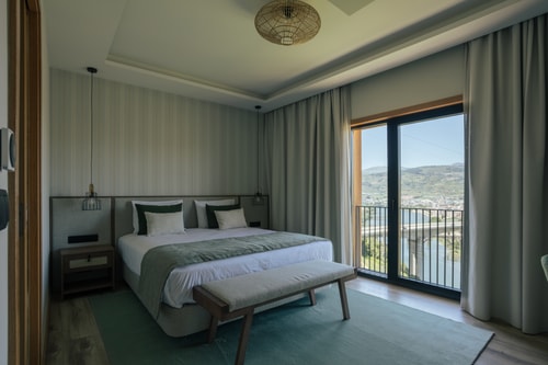 Quinta do Roso - River View Room 2 ferocollection.feroslowliving.com