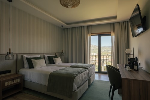 Quinta do Roso - River View Room 11 ferocollection.feroslowliving.com