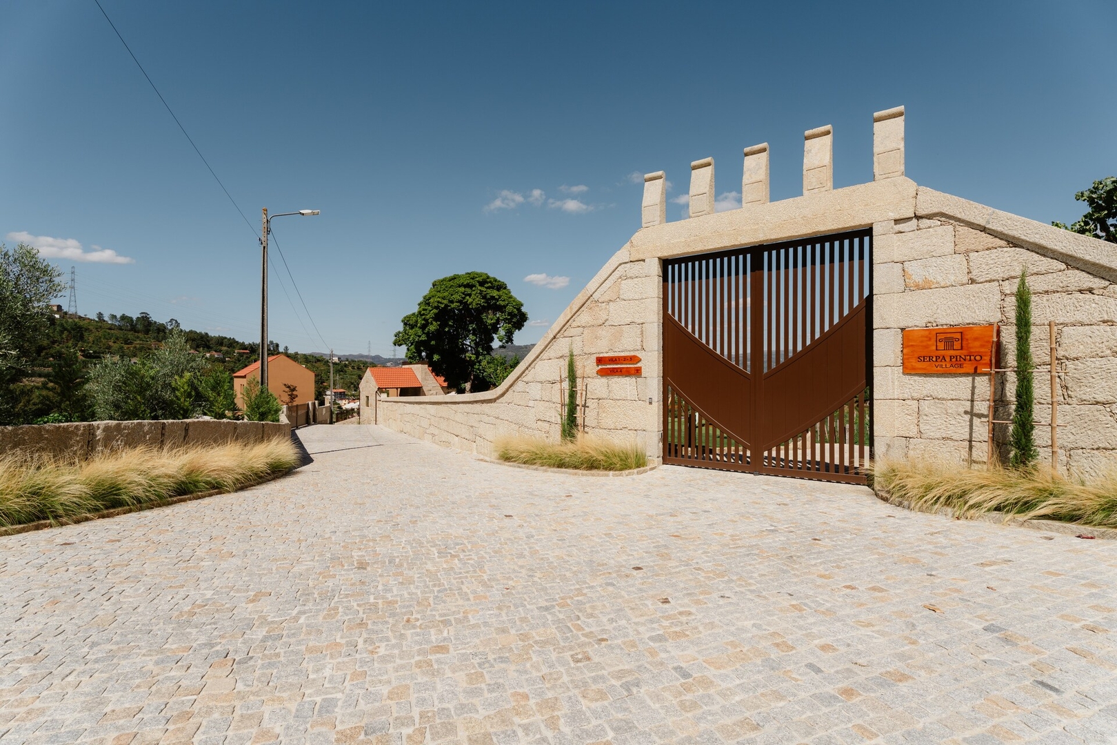 Serpa Pinto Village - Private Pool - by FERO 6 ferocollection.feroslowliving.com