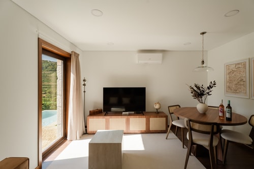 Serpa Pinto Village - Private Pool - by FERO 14 ferocollection.feroslowliving.com