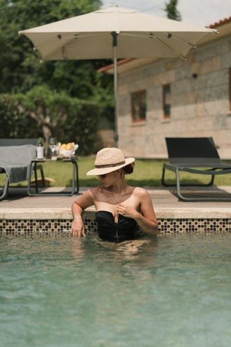 Constance Retreat - Private Pool - by FERO 22 ferocollection.feroslowliving.com